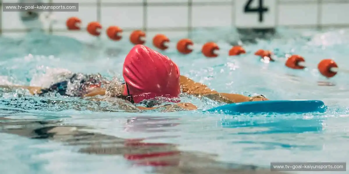 个性定制,独一无二!🎨👟 用你的故事,打造专属运动装备!